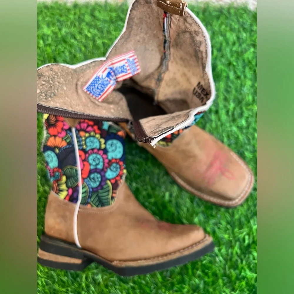 Cuernos Girls Western Boots Size 11 - Picture 9 of 10
